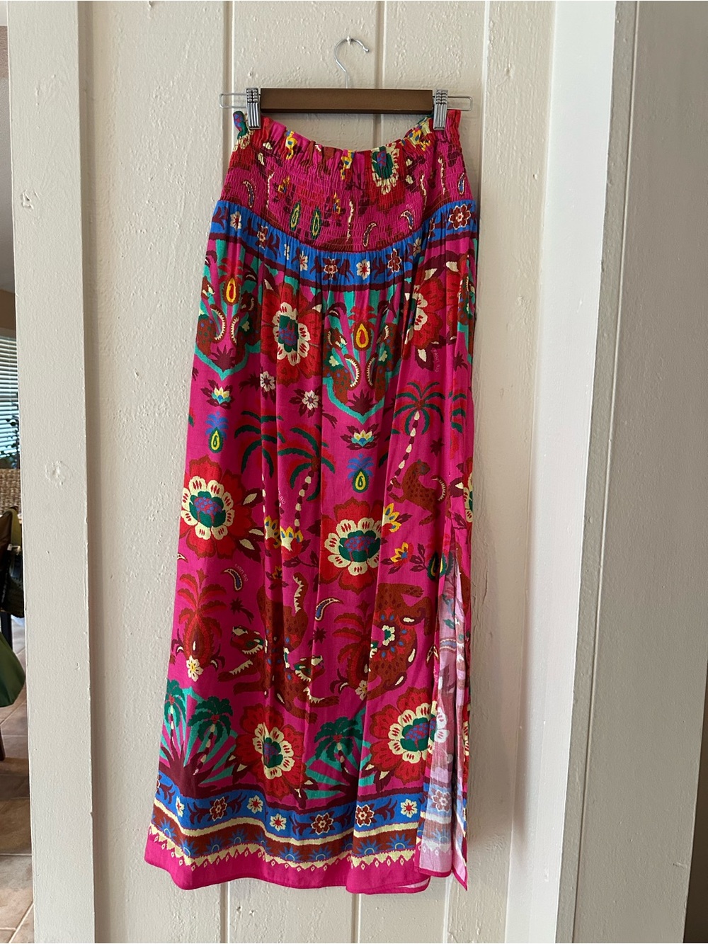 NEW GORGEOUS FARM RIO DEEP PINK PRINTED MAXI SKIRT PULL ON WOW M